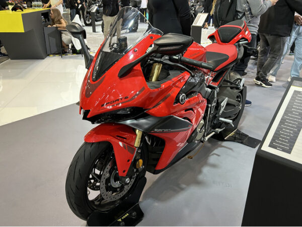 SPORTIVE VOGE RR660S