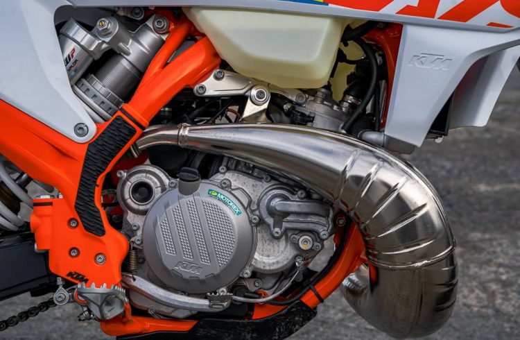 KTM 300 EXC moteur-5