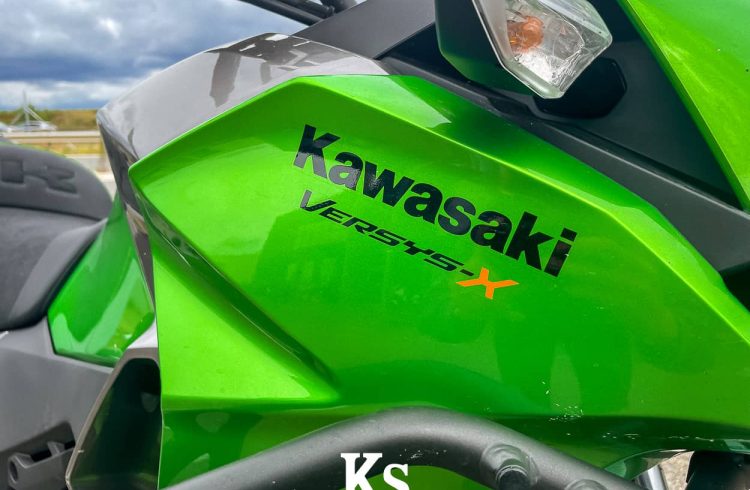 Kawasaki Versys 300-14