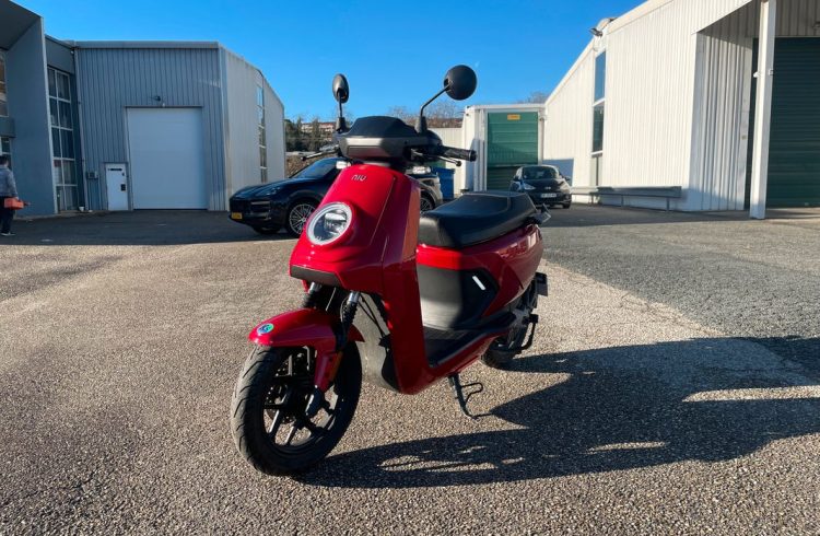 SCOOTER ÉLECTRIQUE NIU NQI GT 50 - OCCASION5