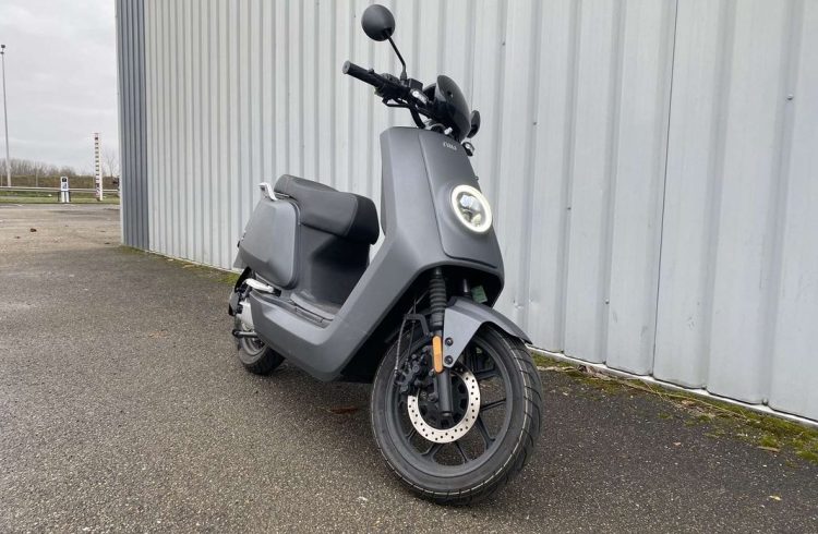 SCOOTER ÉLECTRIQUE NIU NQI GTS - OCCASION4