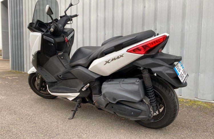 YAMAHA-XMAX-OCCASION