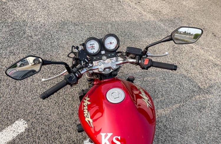honda hornet-2